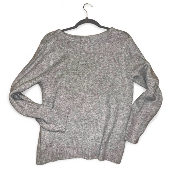 cupcakes & cashmere Gray Sweater with Polar Bear Motif - Picture 5 of 5